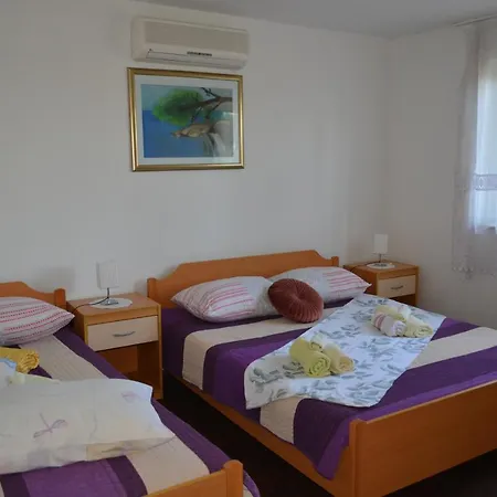Apartment With A Parking Space - 18206 Rovinj